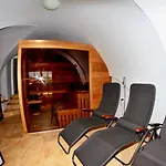 Kasper Cyklopenzion Affittacamere 4*