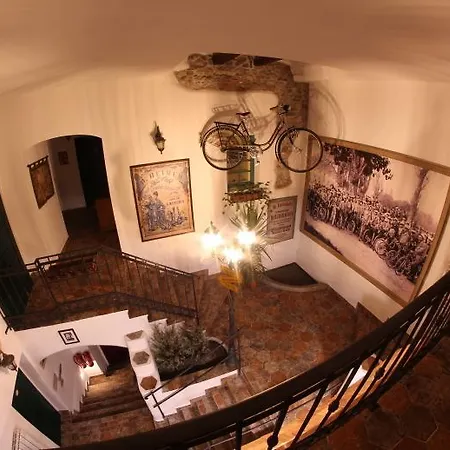 Guest house Kasper Cyklopenzion 4*