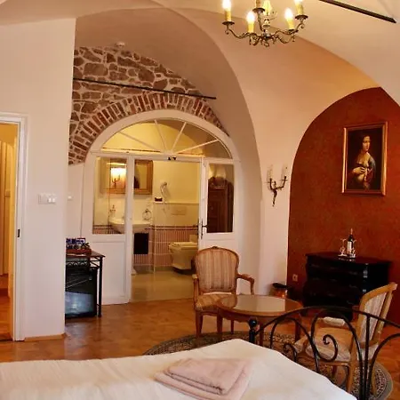Kasper Cyklopenzion Guest house Jindrichuv Hradec