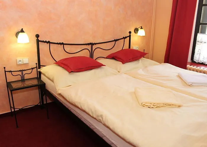 Kasper Cyklopenzion Affittacamere 4*